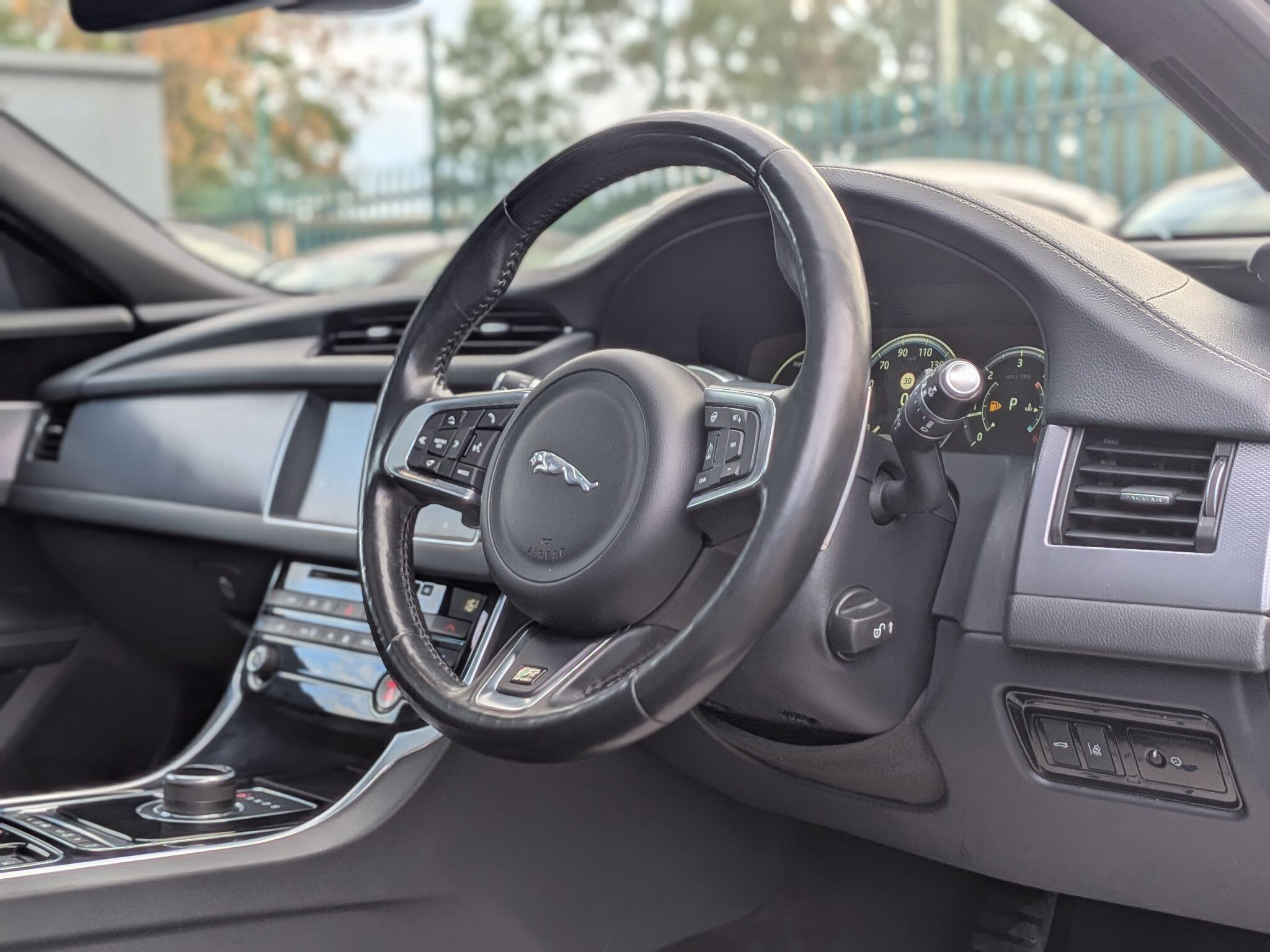 Jaguar XF view 2