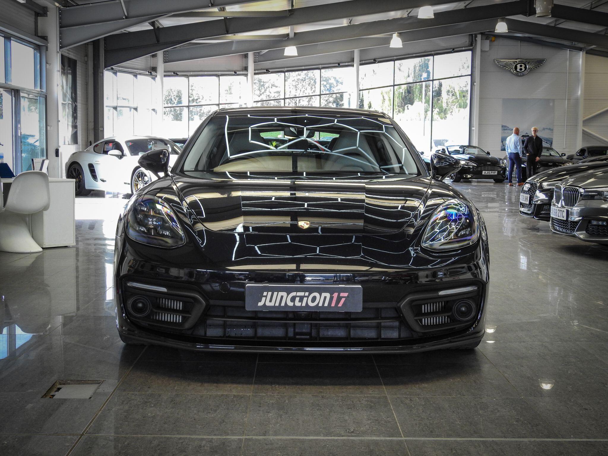 Porsche Panamera view 7