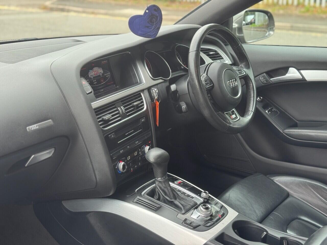 Audi A5 view 15