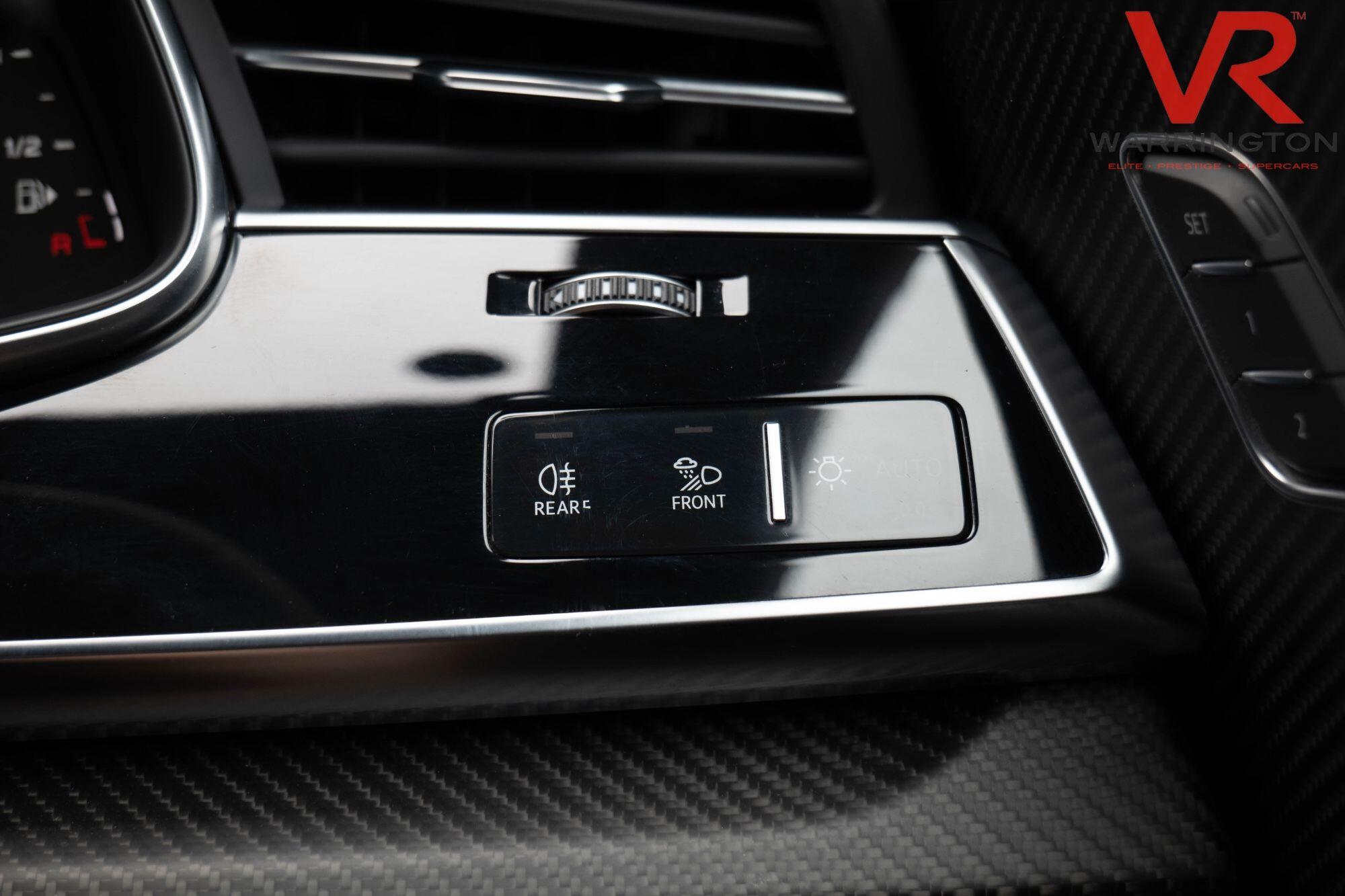 Audi RSQ8 view 16