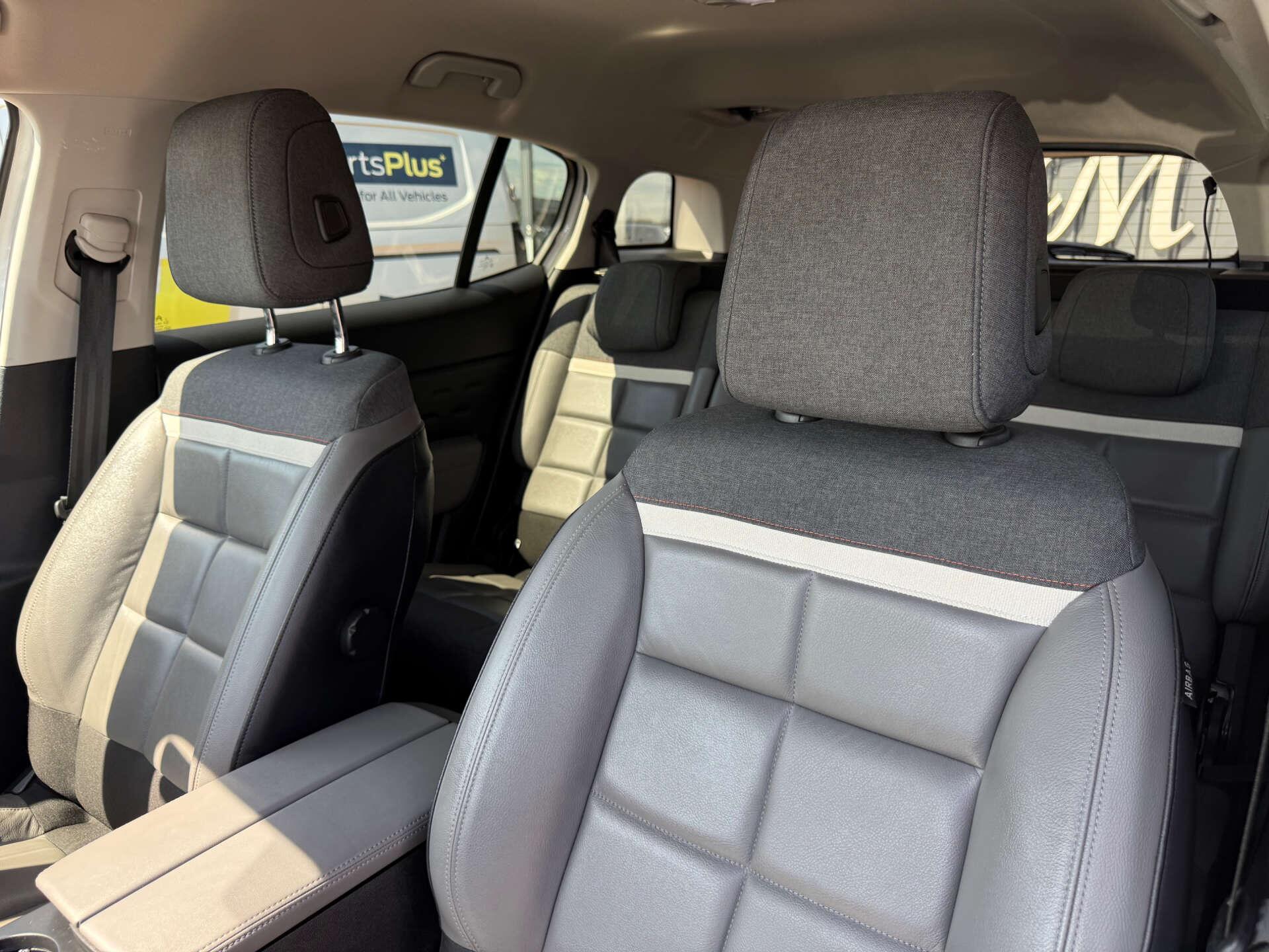 Citroen C5 Aircross view 69