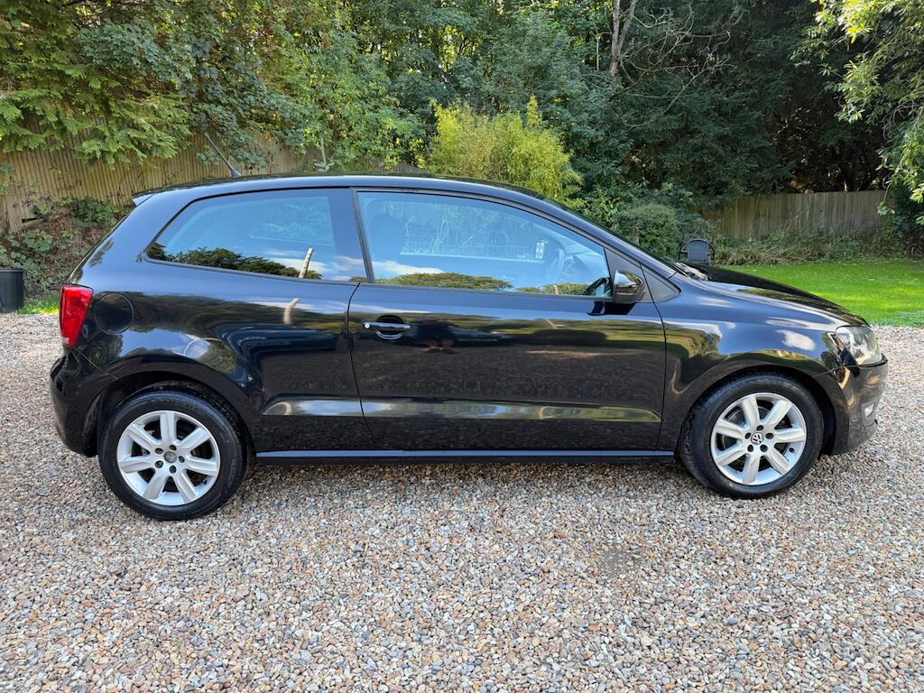 Volkswagen Polo view 5