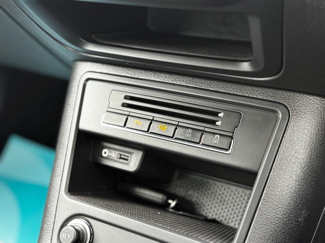 Volkswagen Tiguan view 23