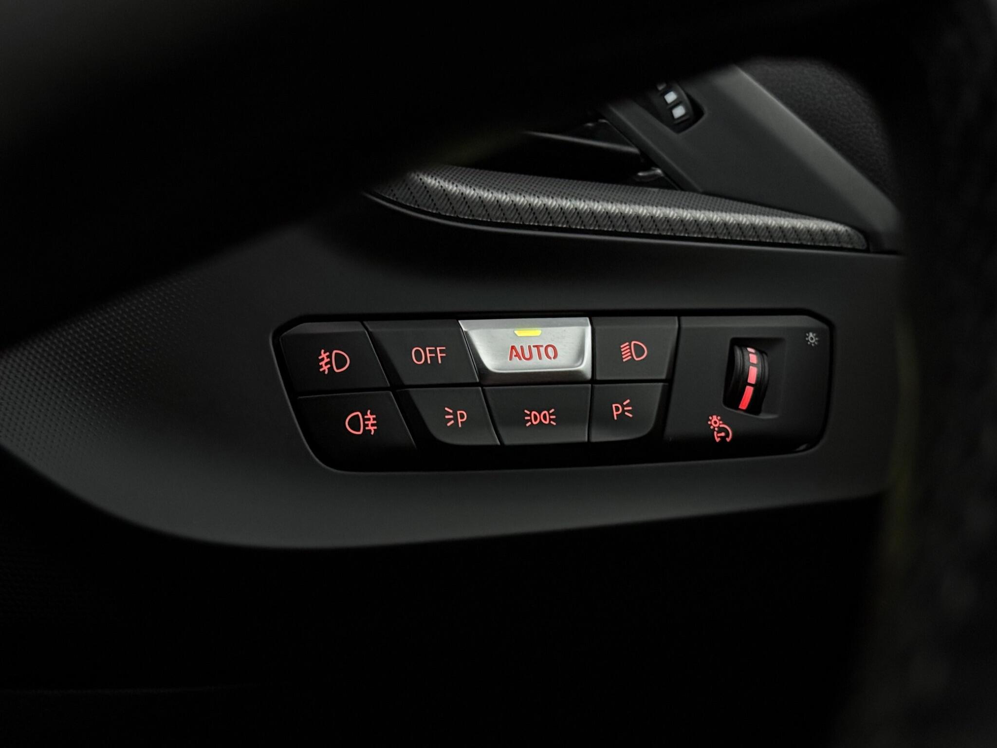 BMW 2 Series view 18