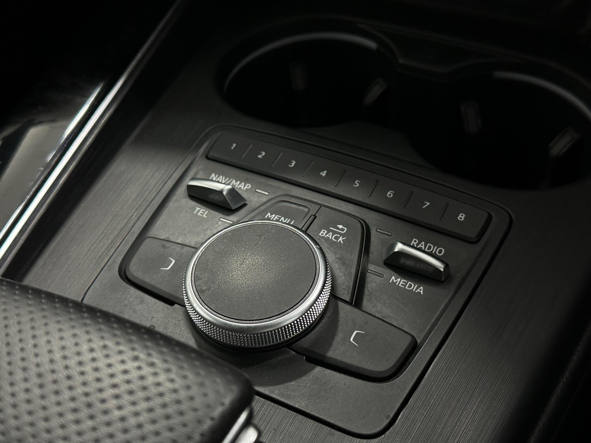 Audi A4 view 21