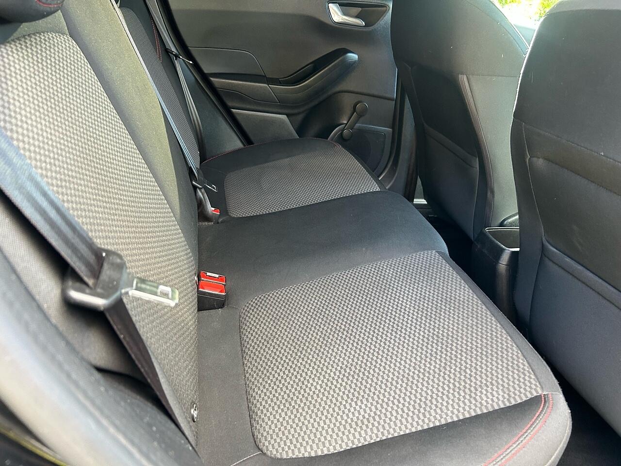 Ford Fiesta view 15