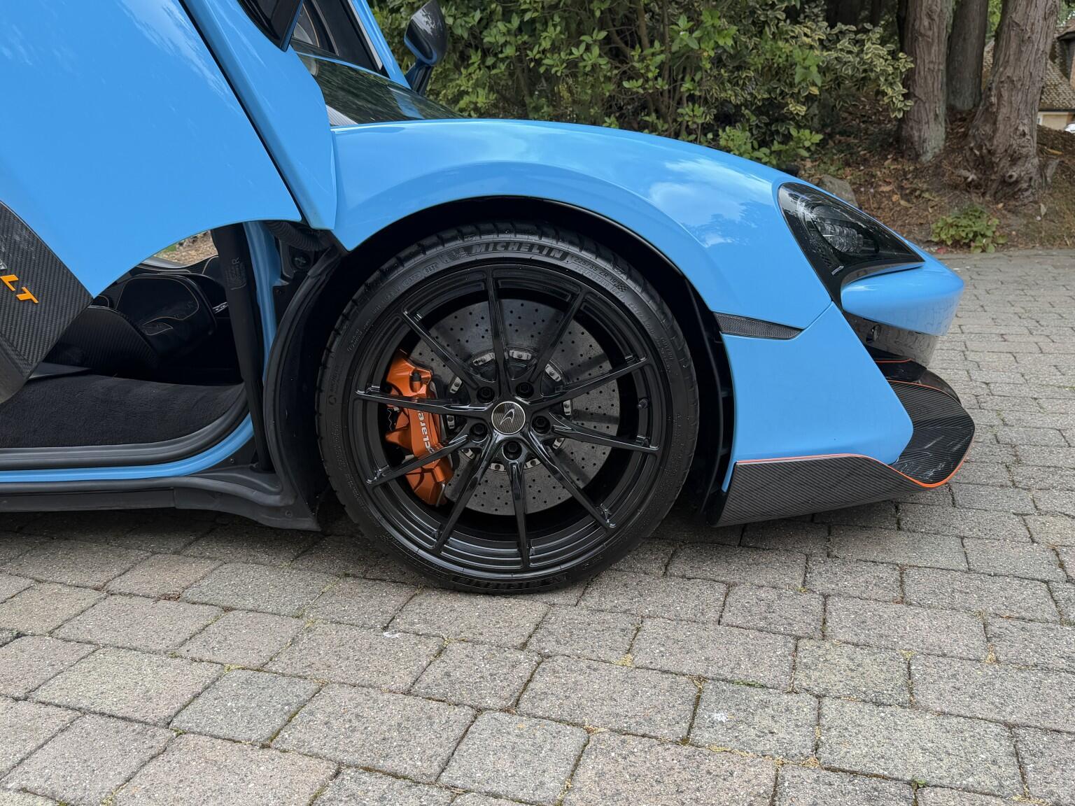 Mclaren 600LT view 14