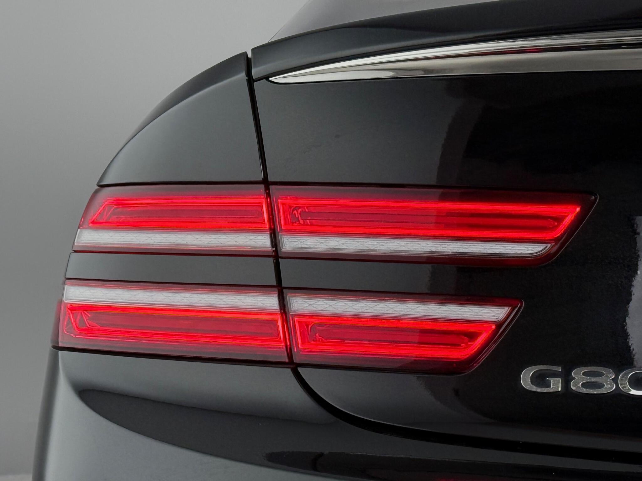 Genesis G80 view 12