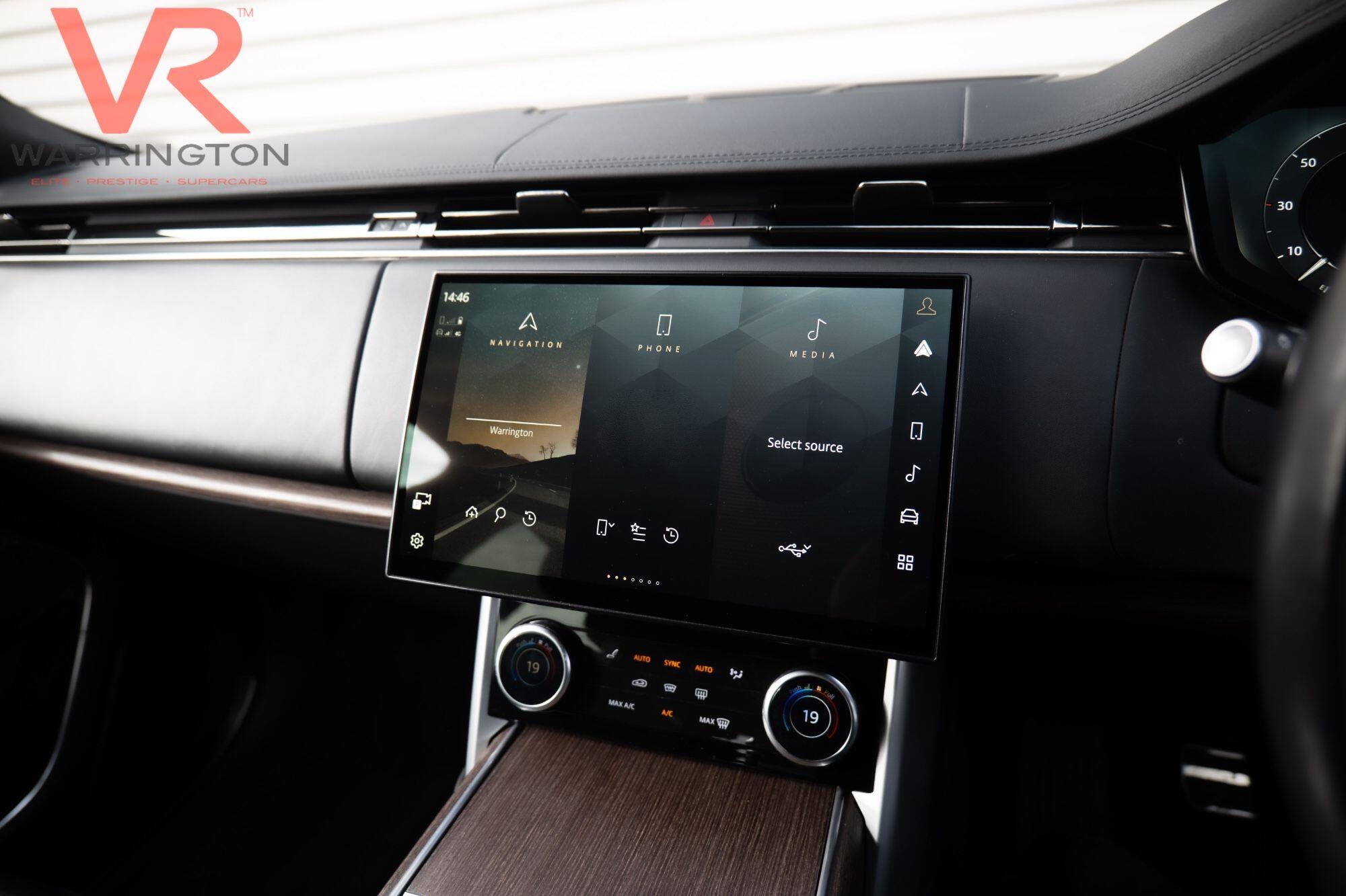 Land Rover Range Rover view 26