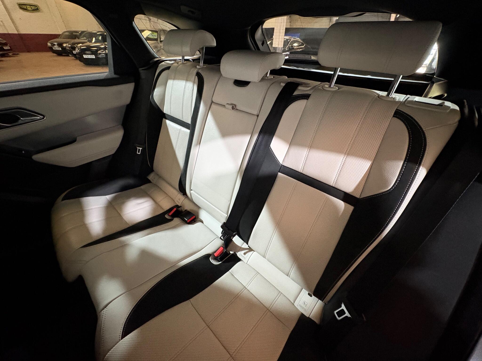 Land Rover Range Rover Velar view 77