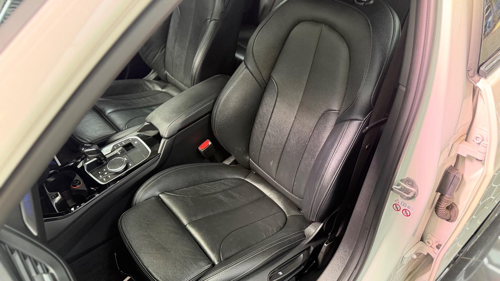 BMW 1 Series view 15