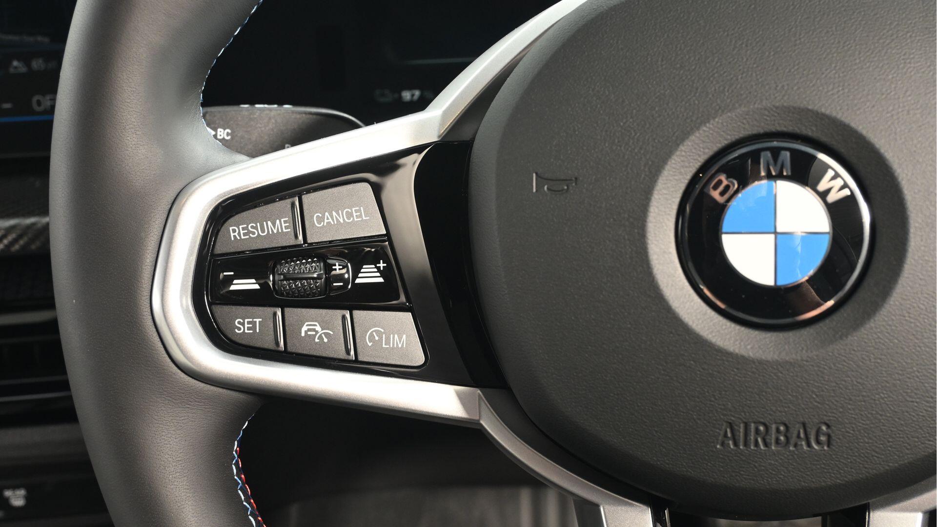 BMW i4 view 27