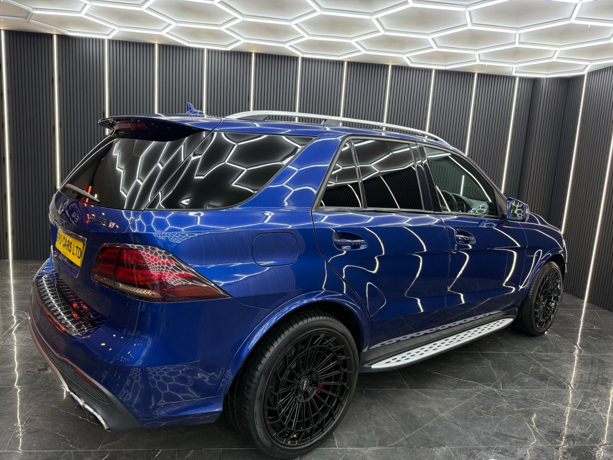 Mercedes-Benz Gle view 9