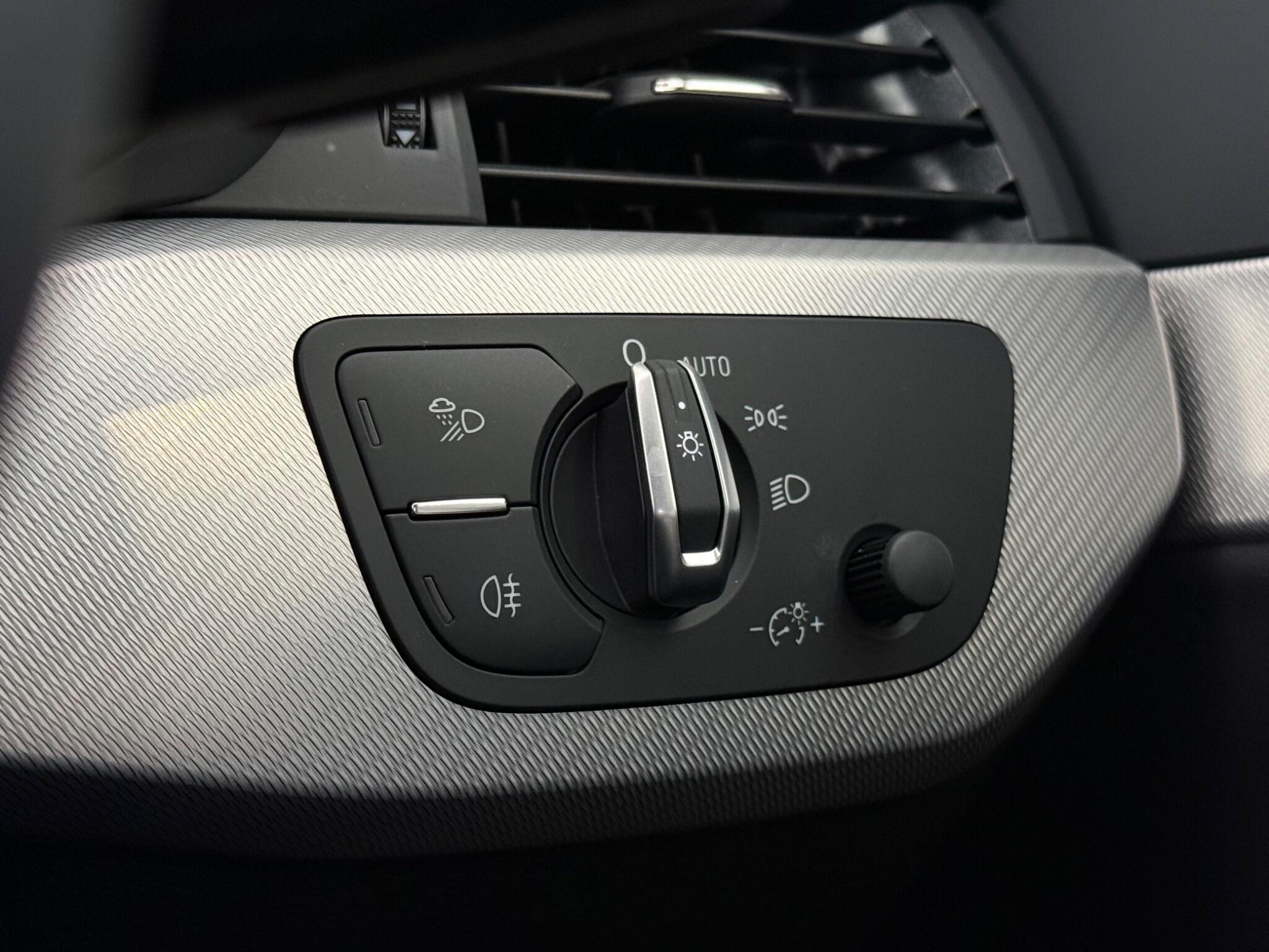 Audi A5 view 16
