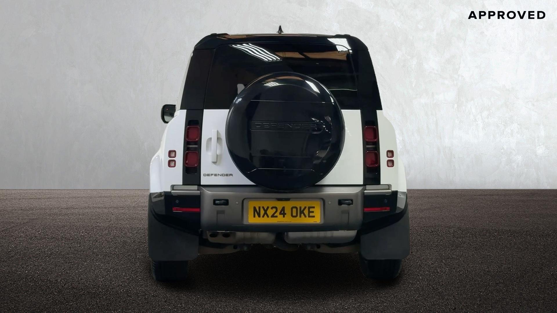 Land Rover Defender view 6