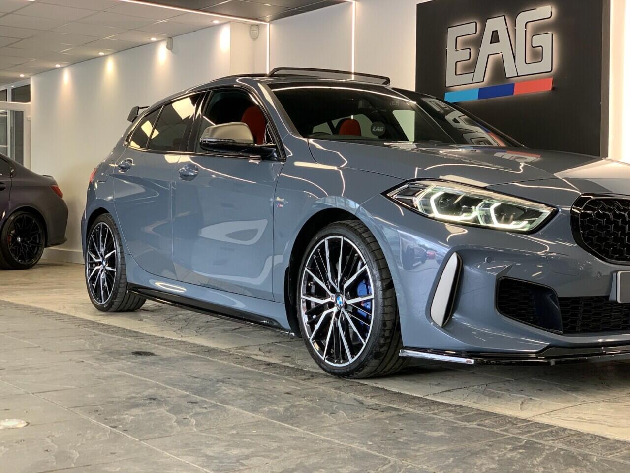 BMW 1 Series view 6