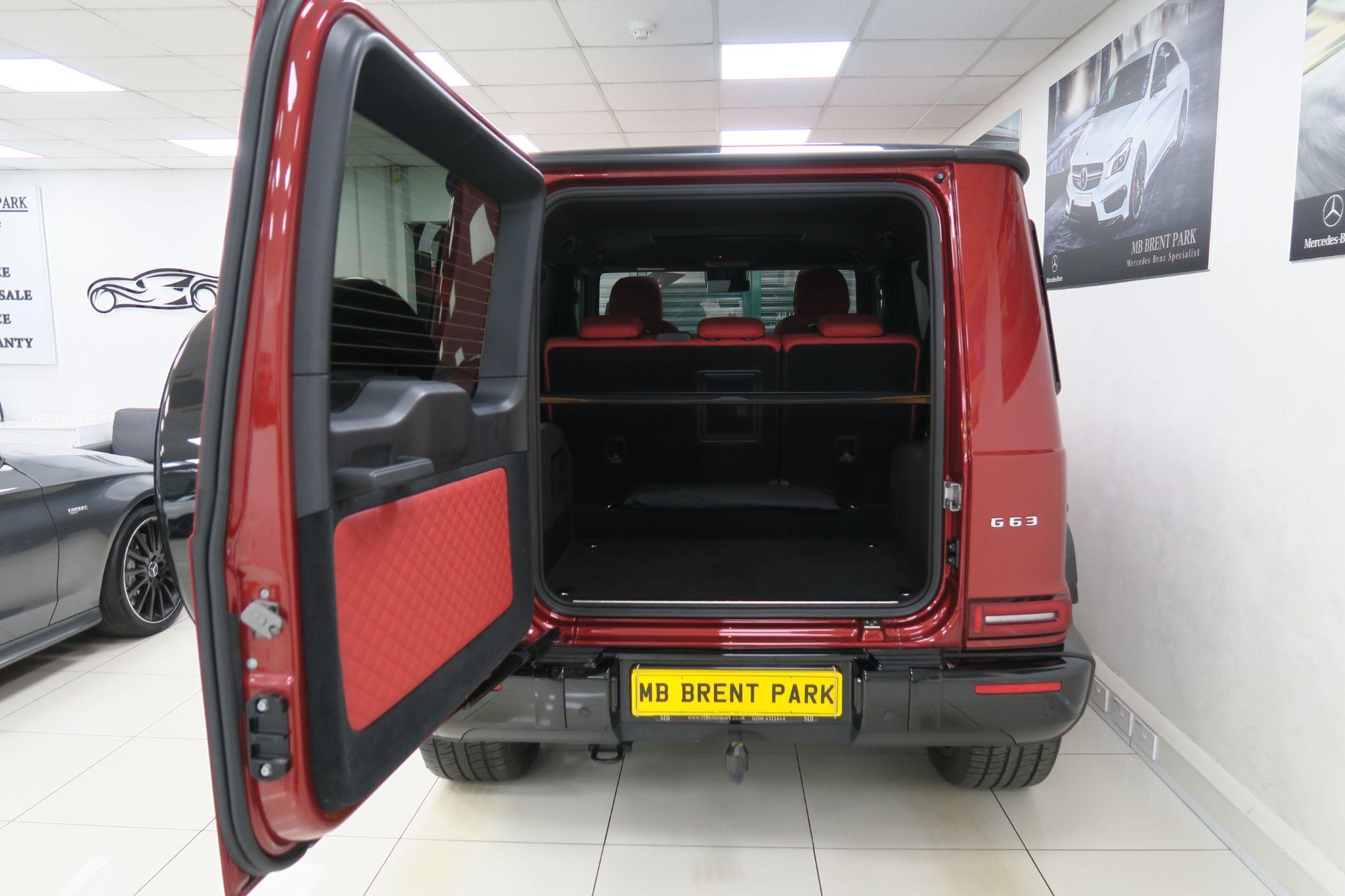 Mercedes-Benz G-Class view 23