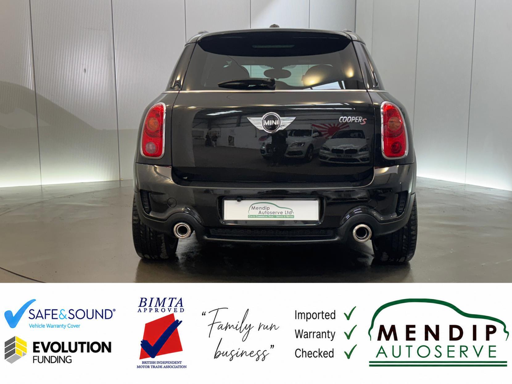 Mini Countryman view 22