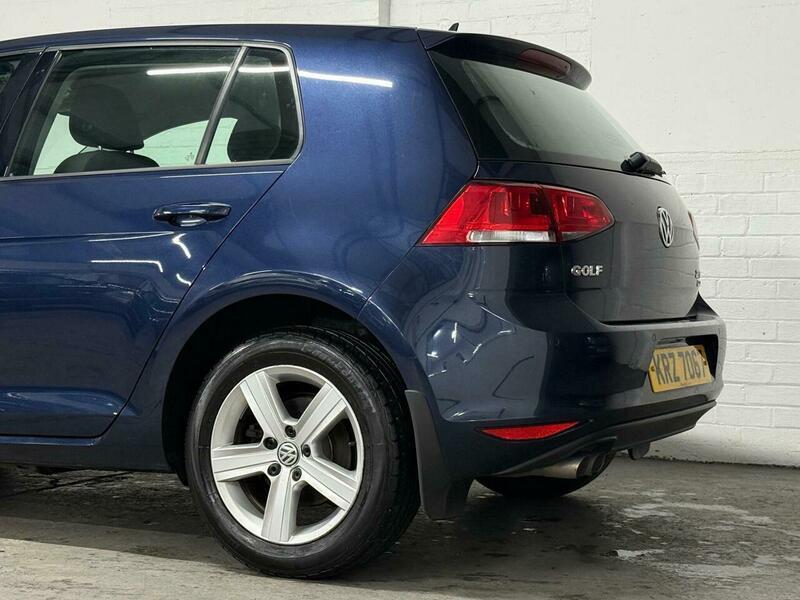 2016 Volkswagen Golf 2.0 TDI BlueMotion Tech Match Edition Euro 6 (s/s) 5dr • 112,500 miles image 4