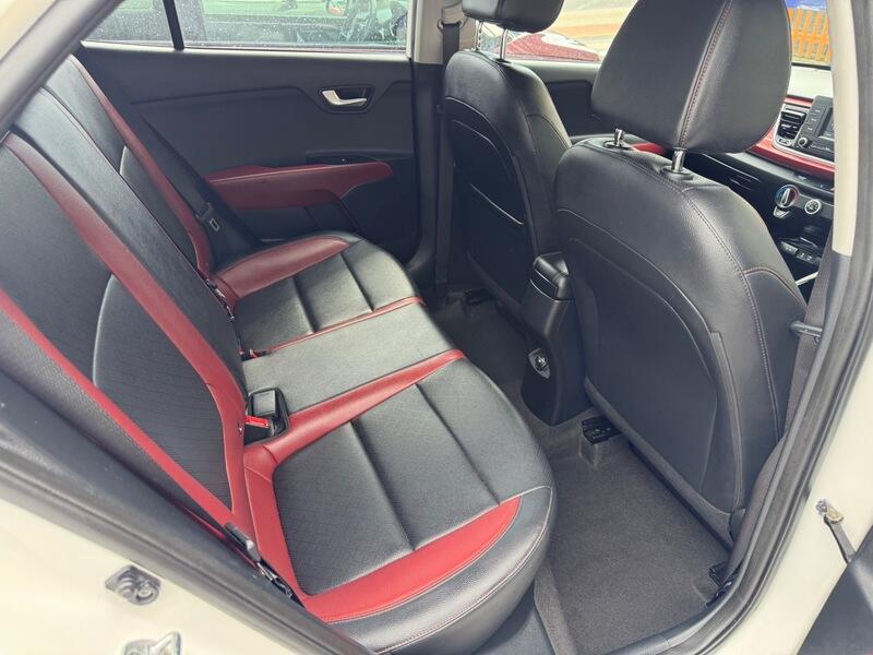 Kia Rio view 13