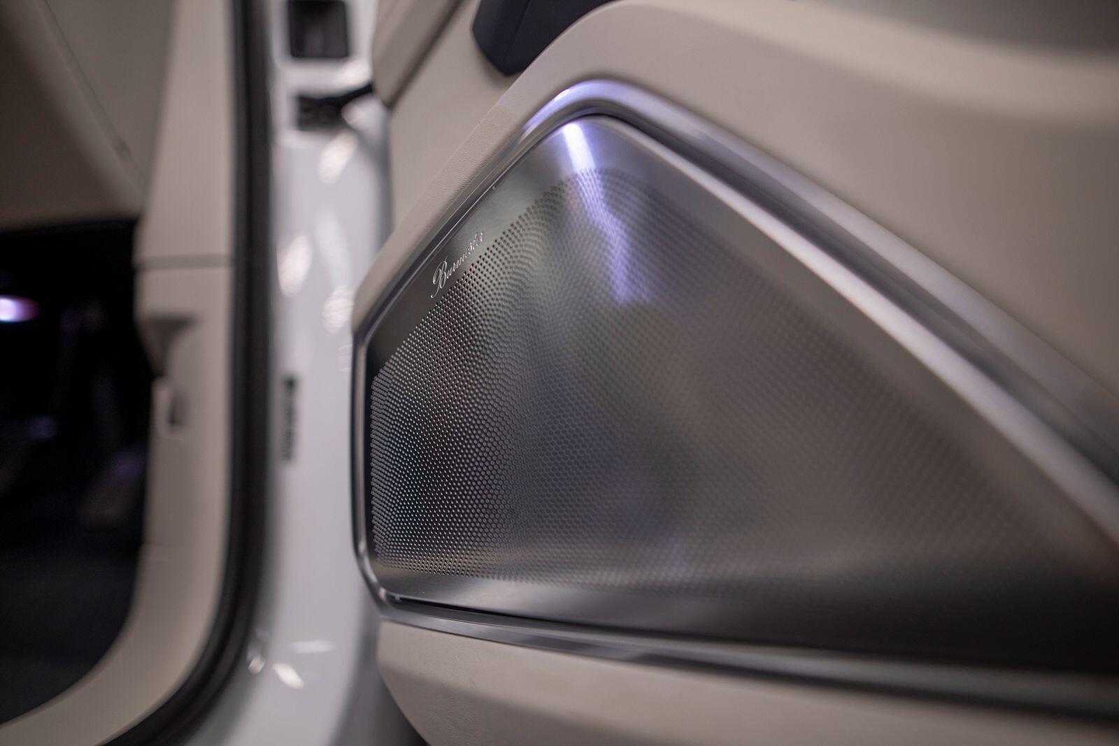 Porsche Cayenne view 21