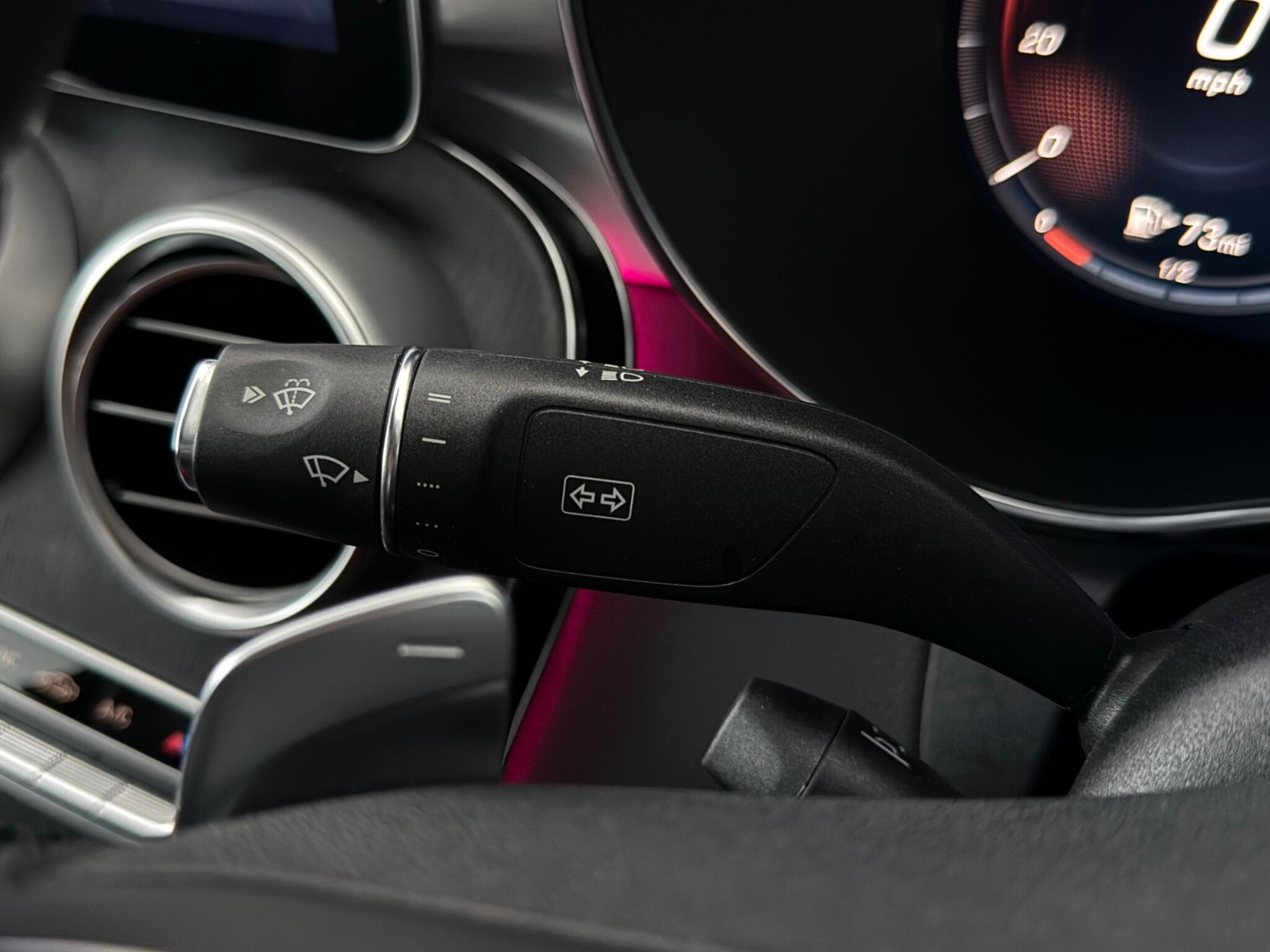Mercedes-Benz C-Class view 20