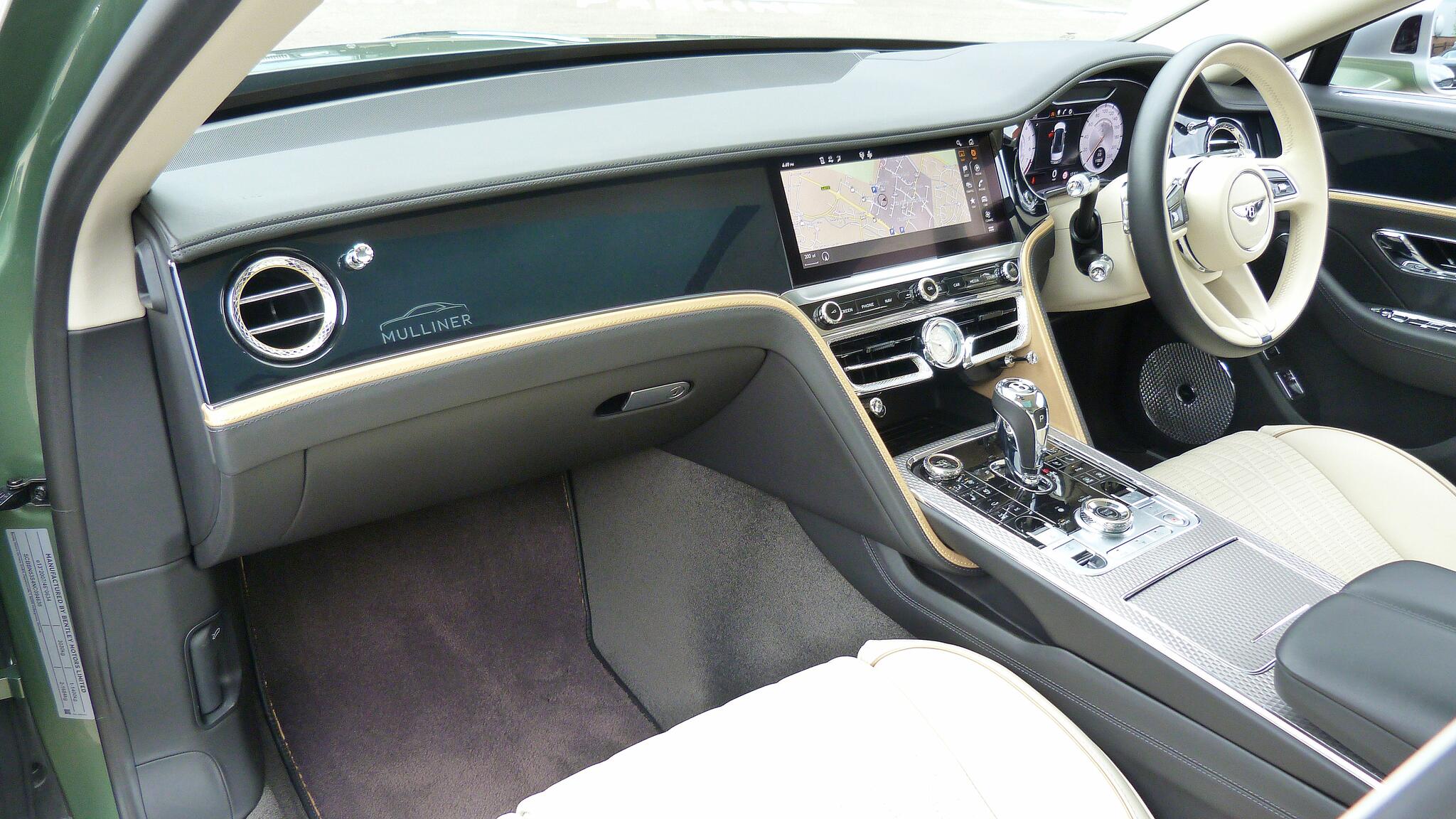 Bentley Flying Spur view 3