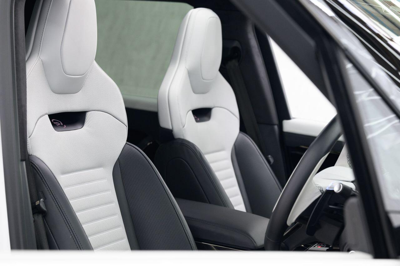 Land Rover Range Rover Sport view 29