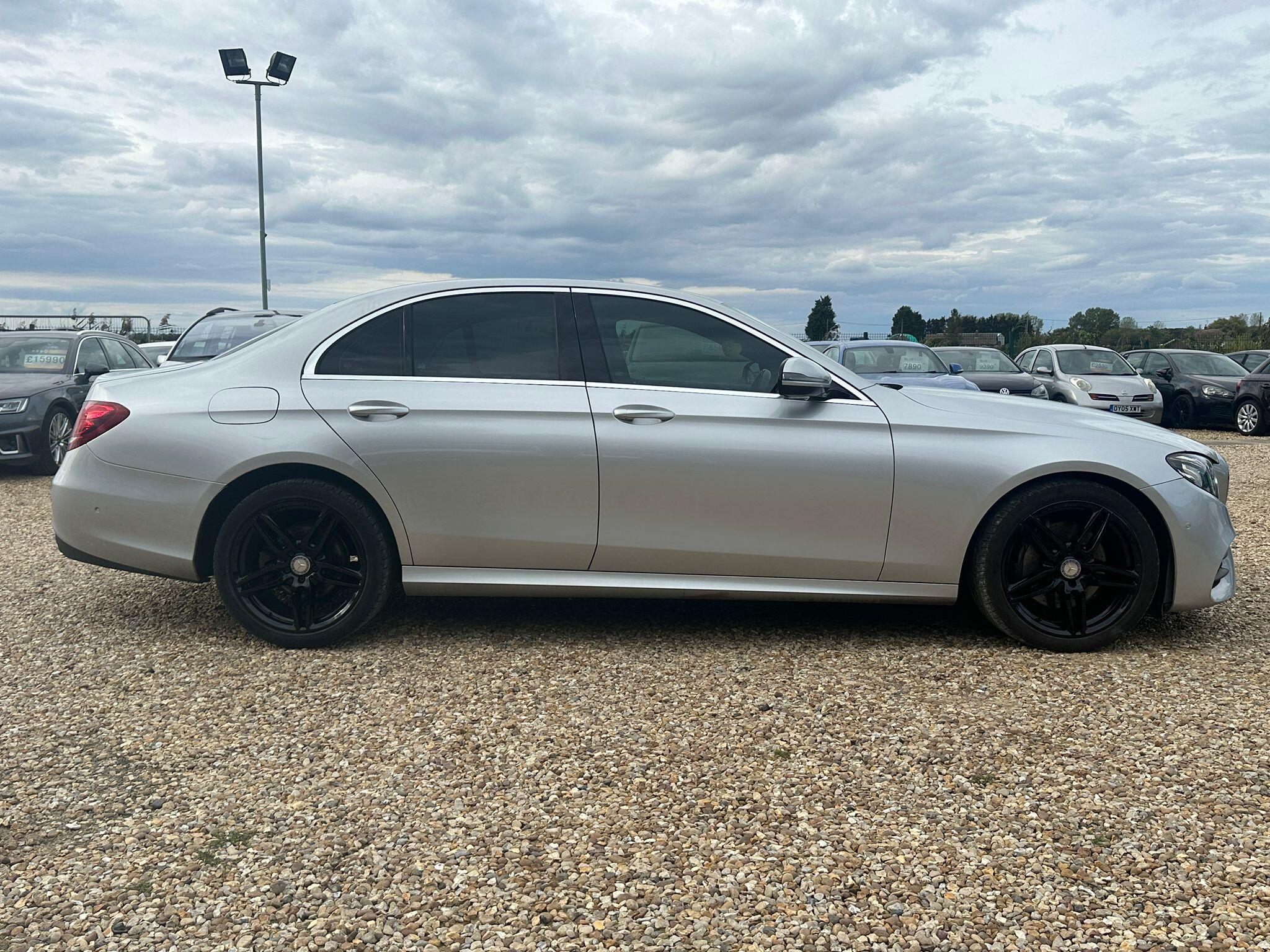 Mercedes-Benz E Class view 5