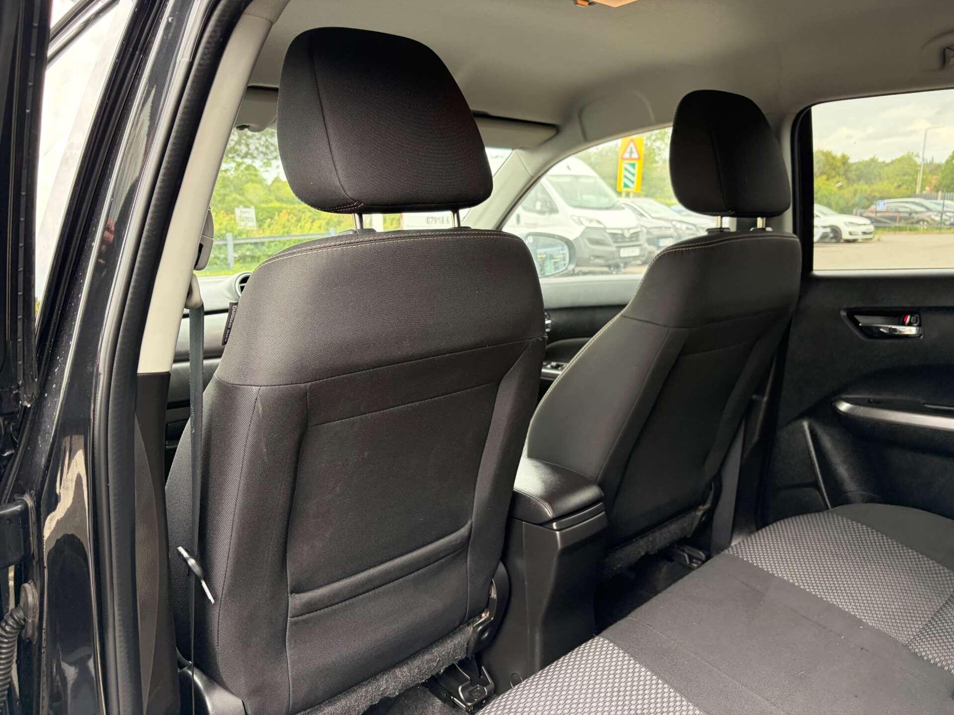 Suzuki Vitara view 22