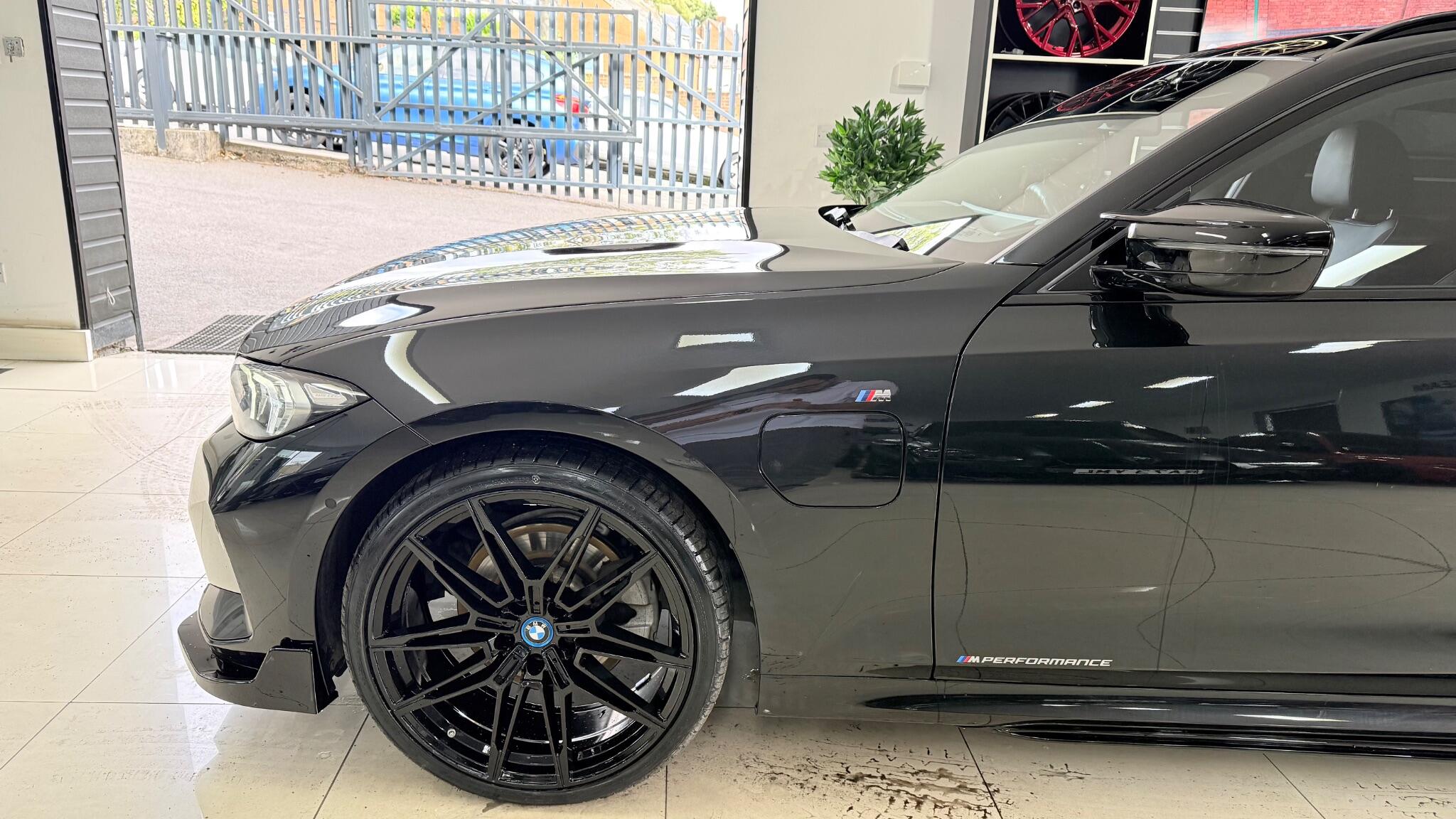 BMW 3 Series view 39