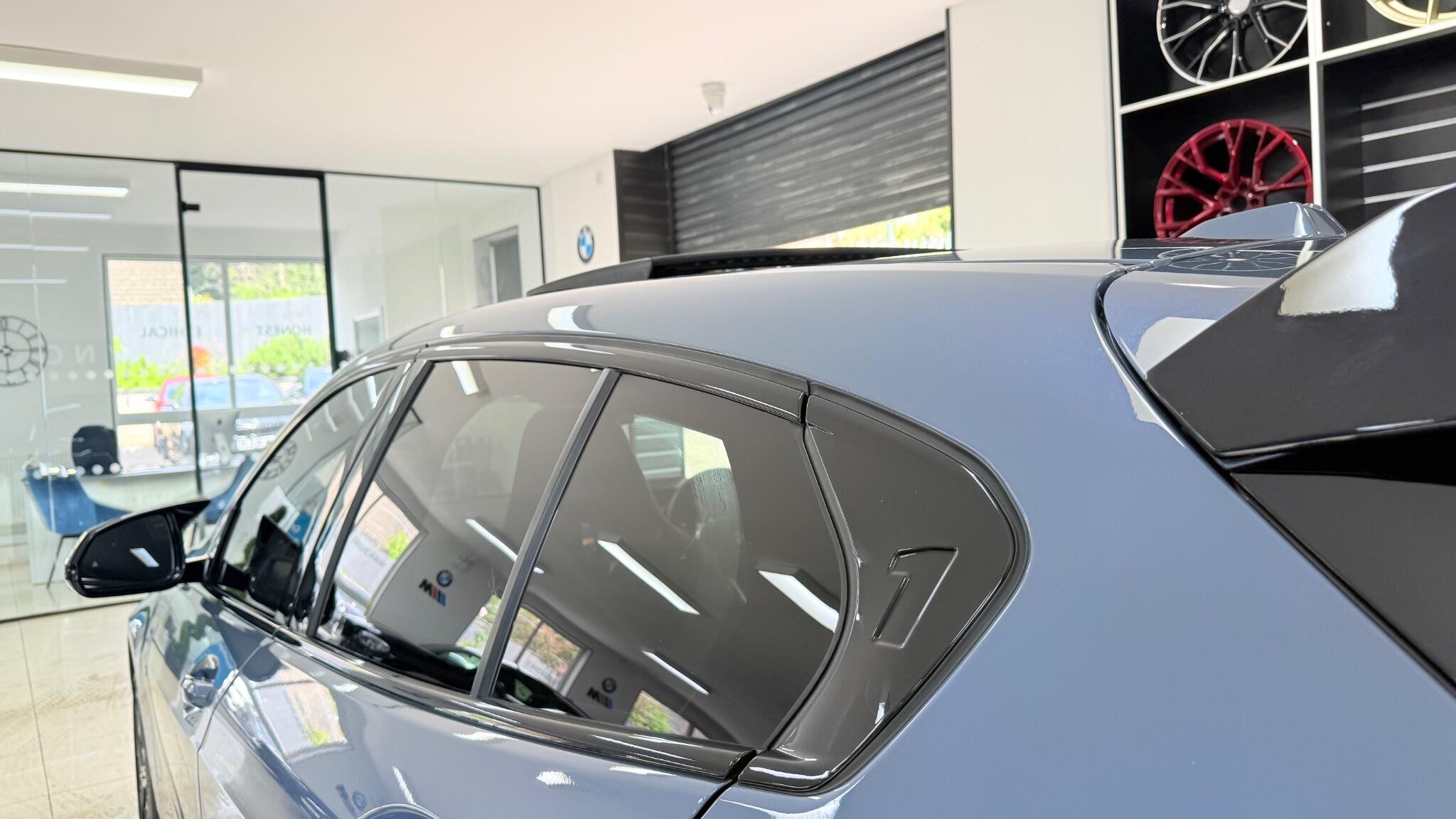 BMW 1 Series view 20