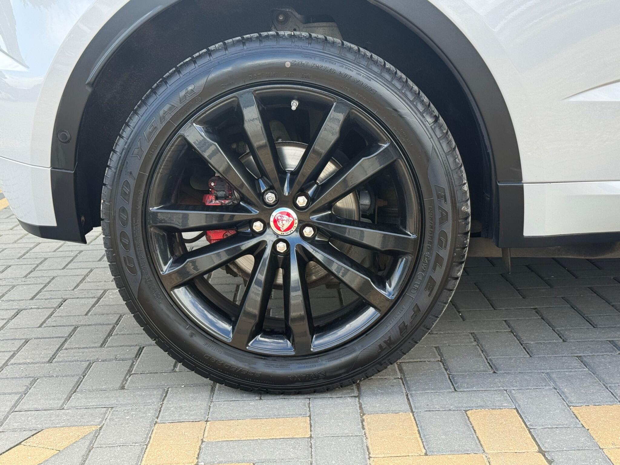 Jaguar E-Pace view 9