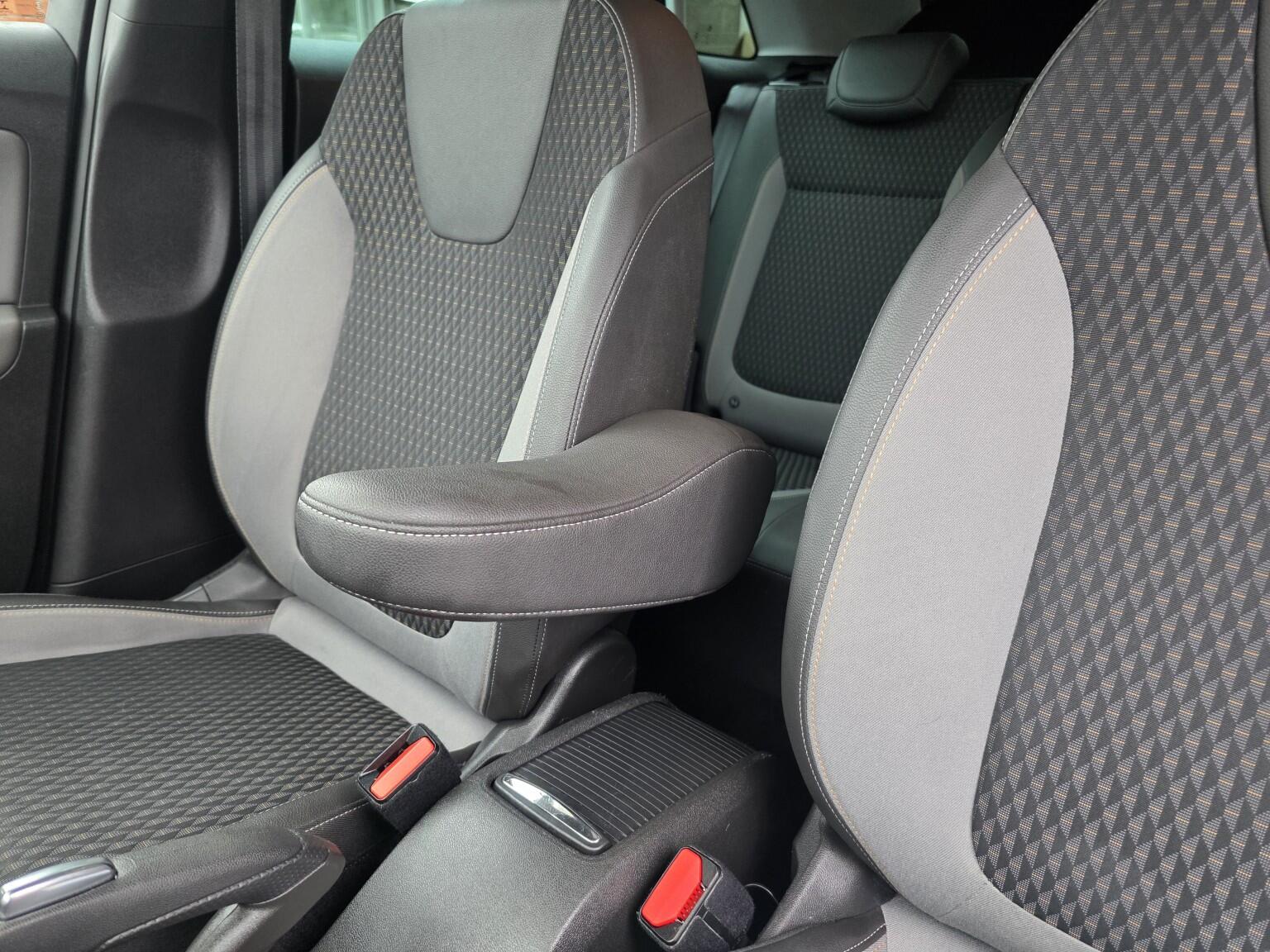 Vauxhall Crossland X view 31
