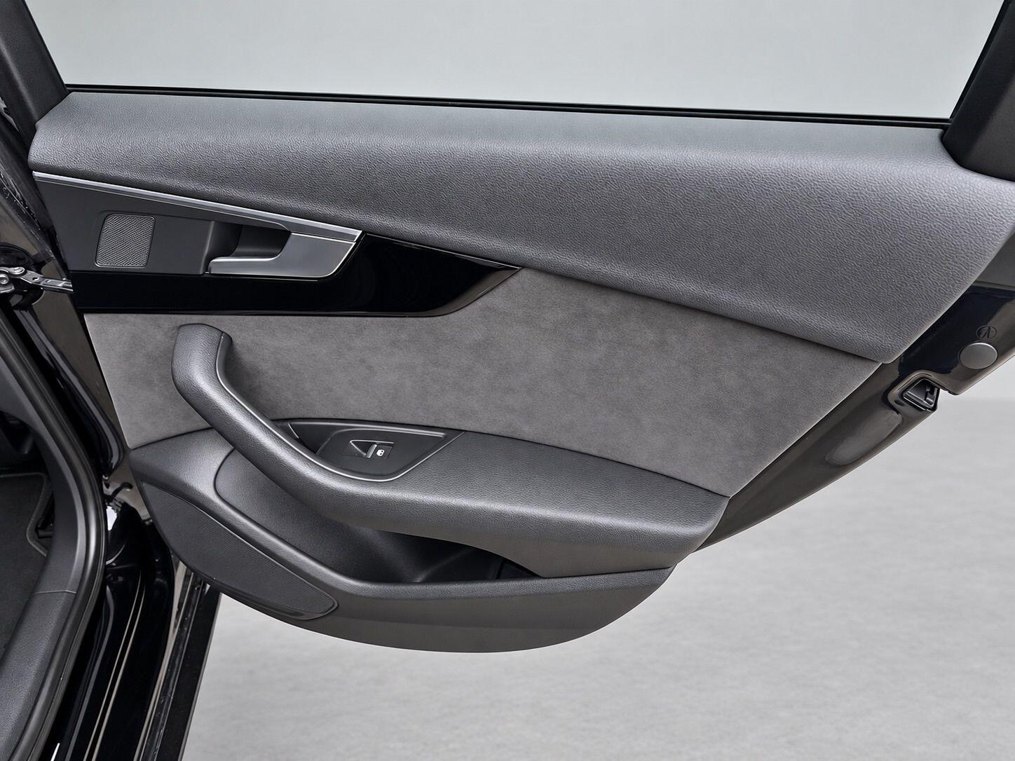 Audi A4 view 31