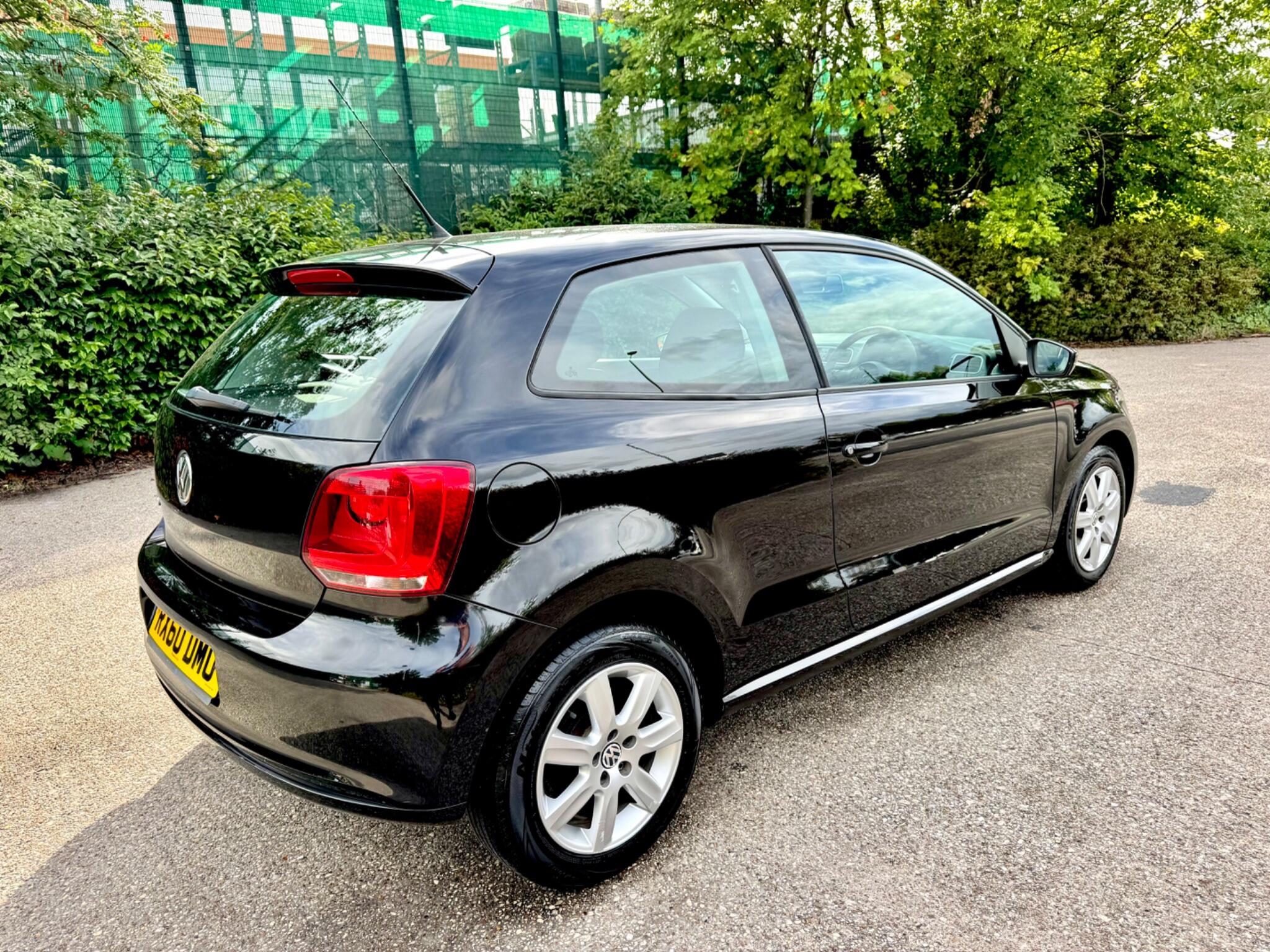 Volkswagen Polo view 4