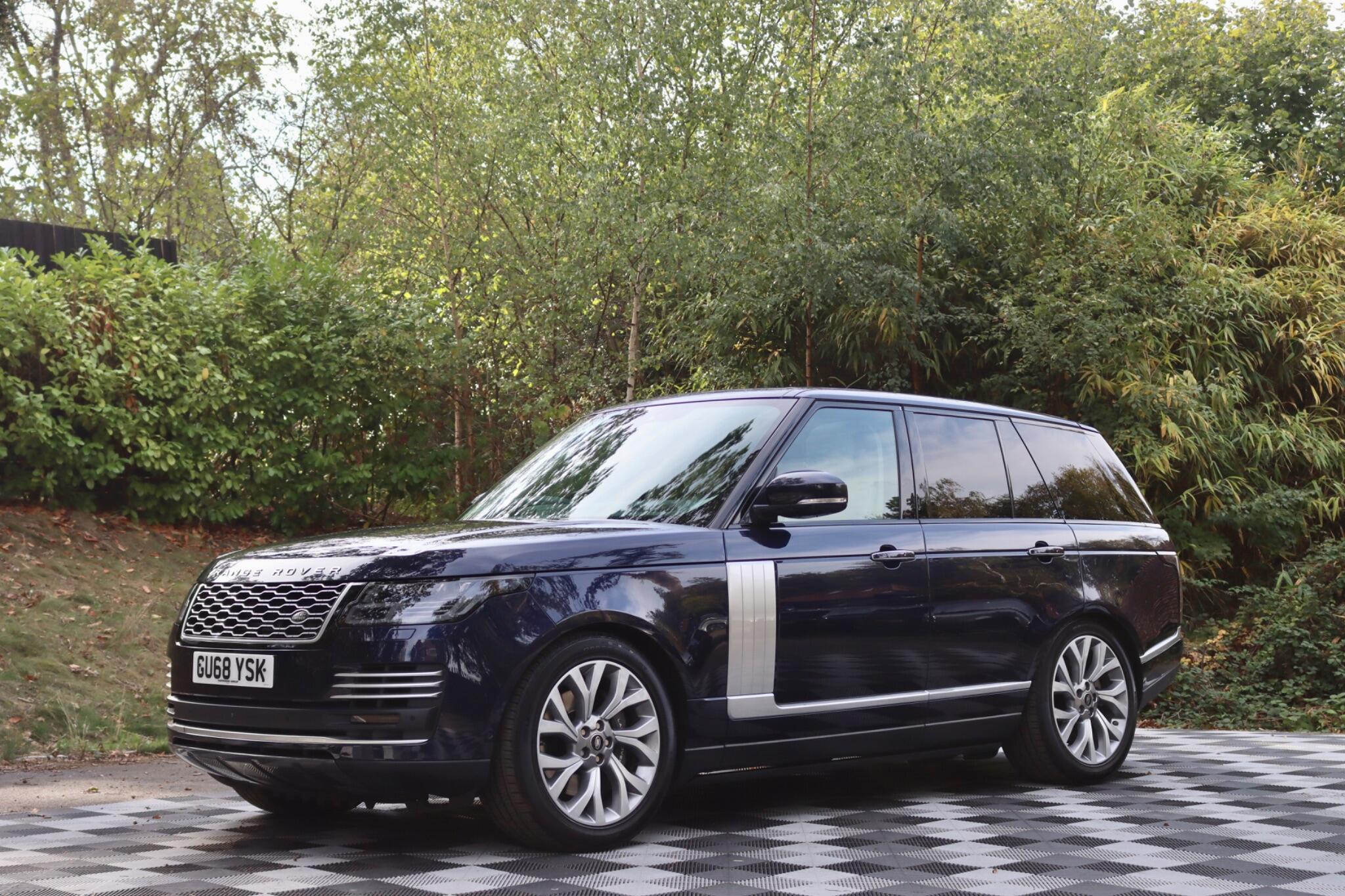 Land Rover Range Rover view 16