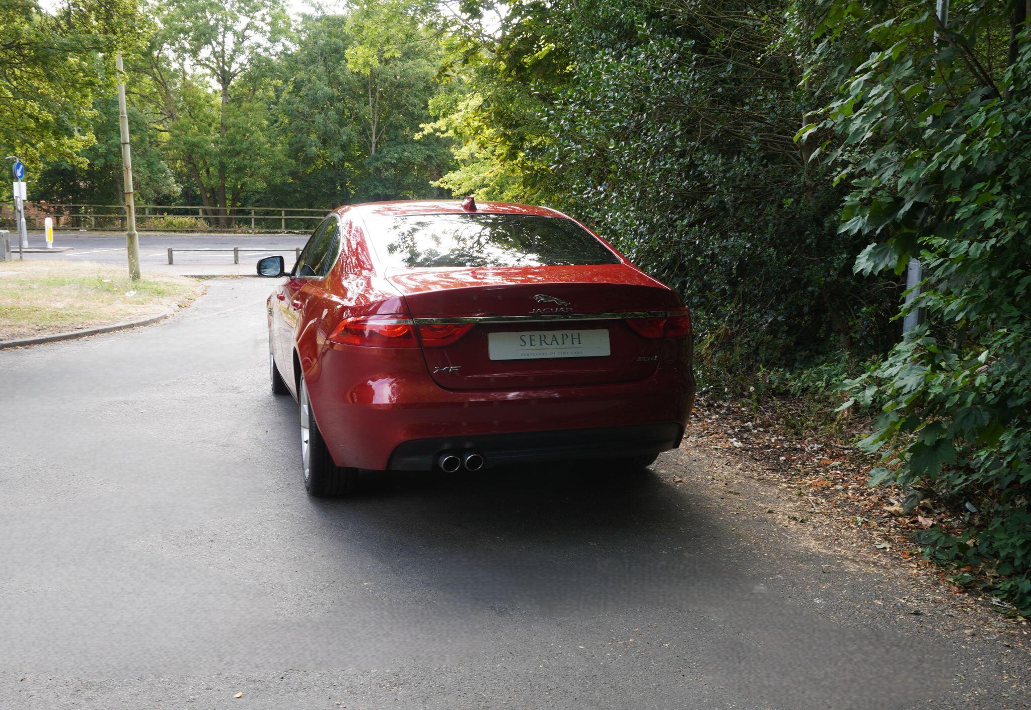 Jaguar XF view 6
