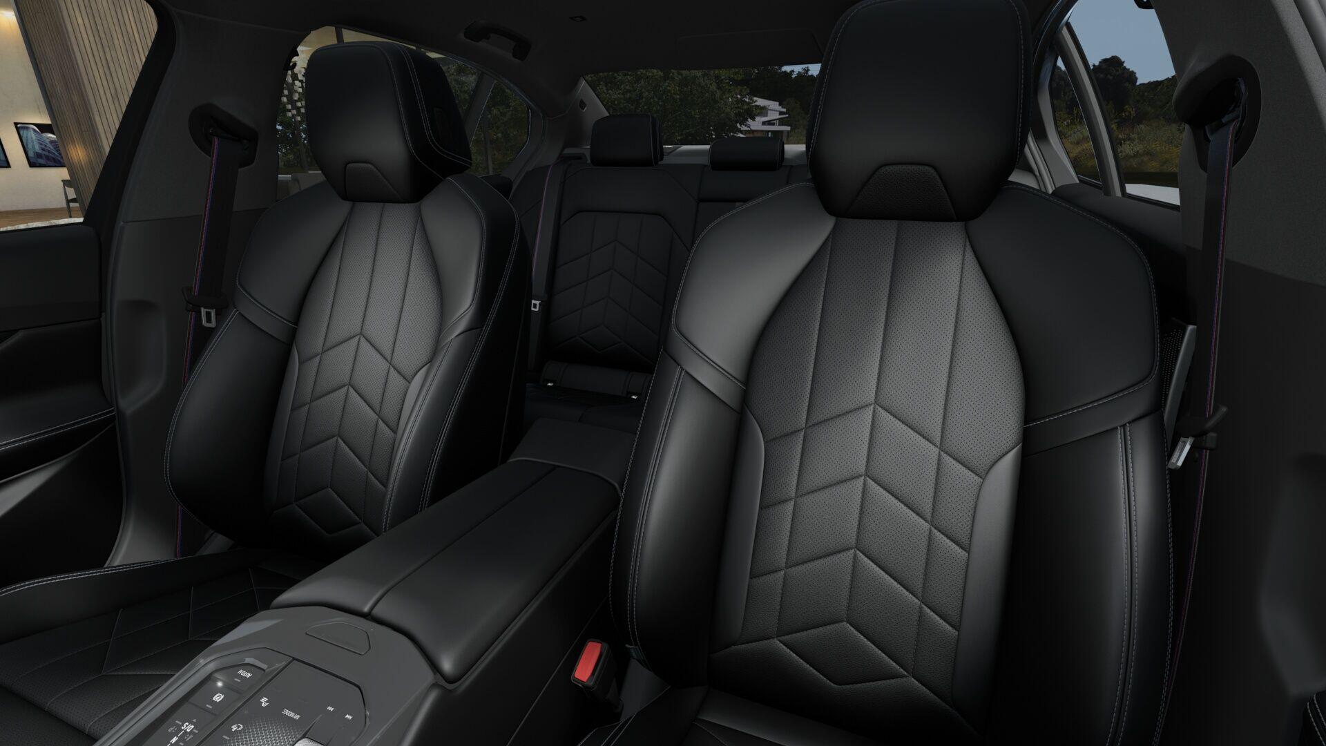 BMW 5 Series view 11