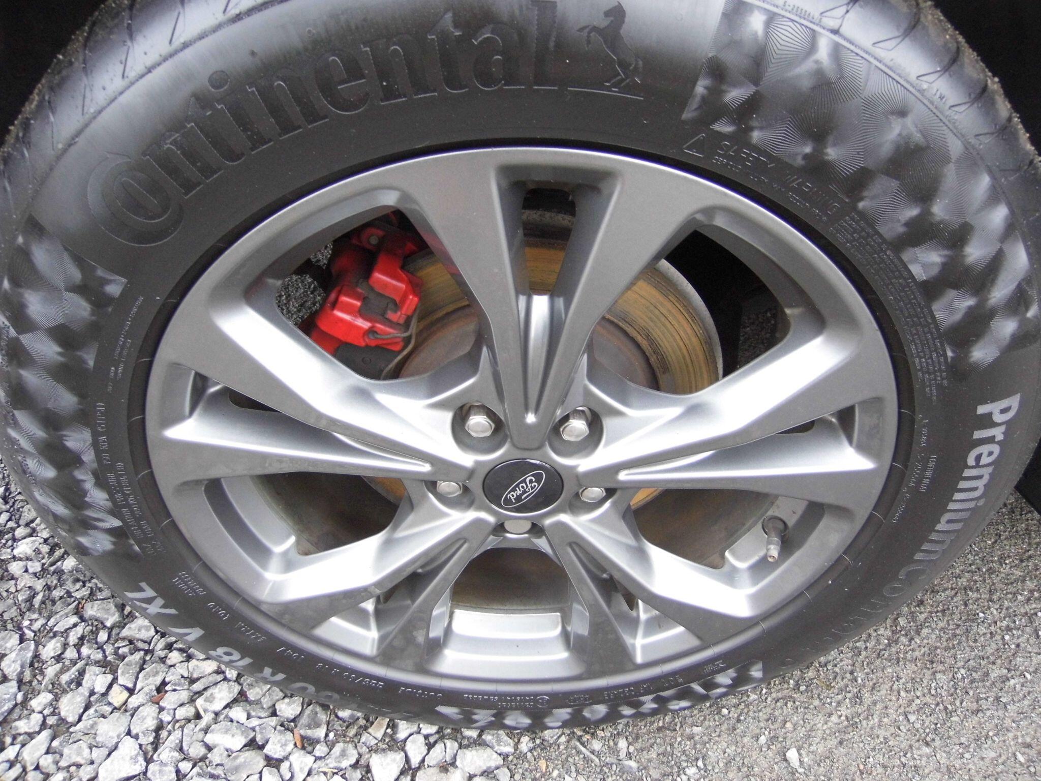 Ford Kuga view 22