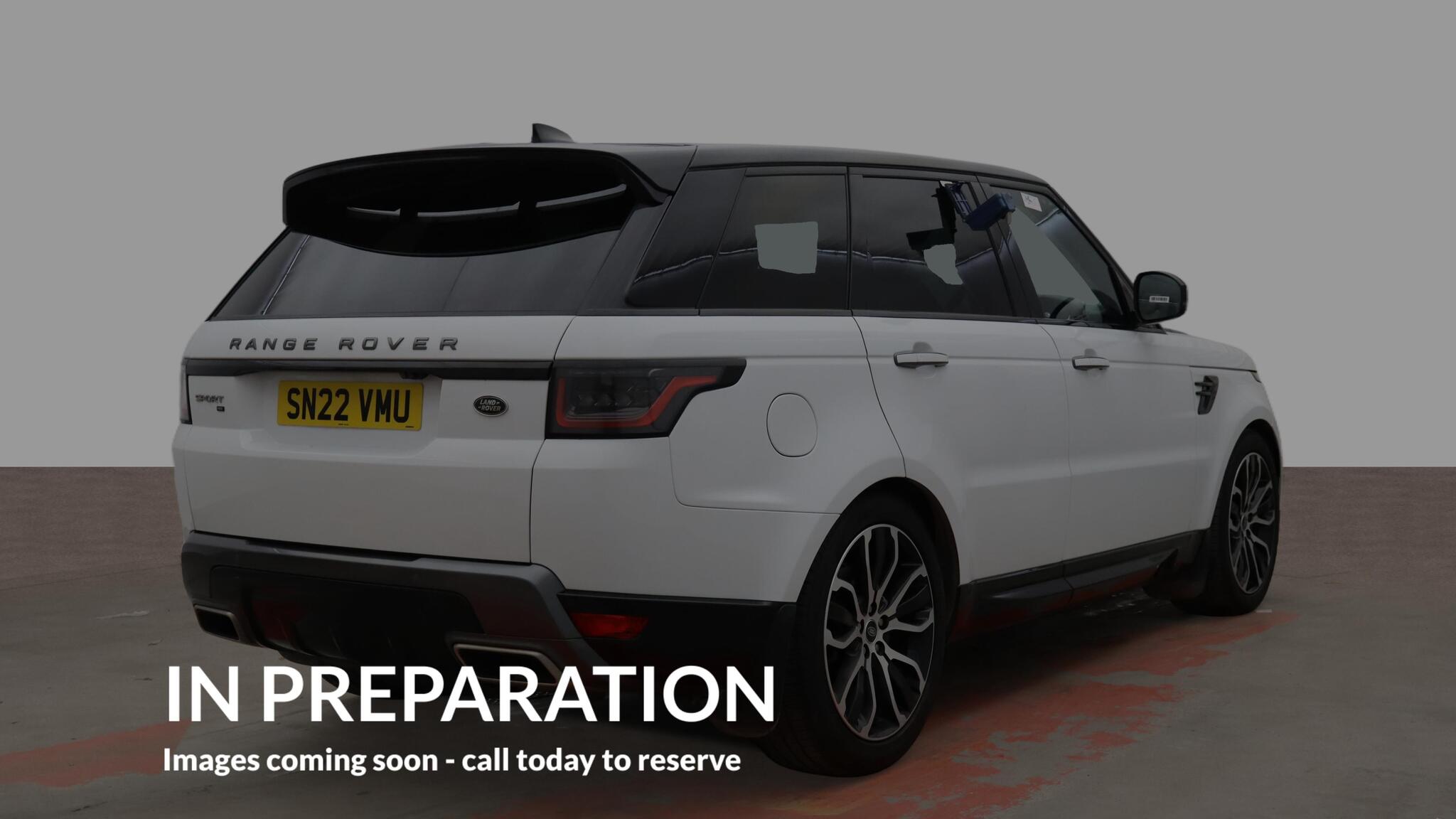 Land Rover Range Rover Sport view 4
