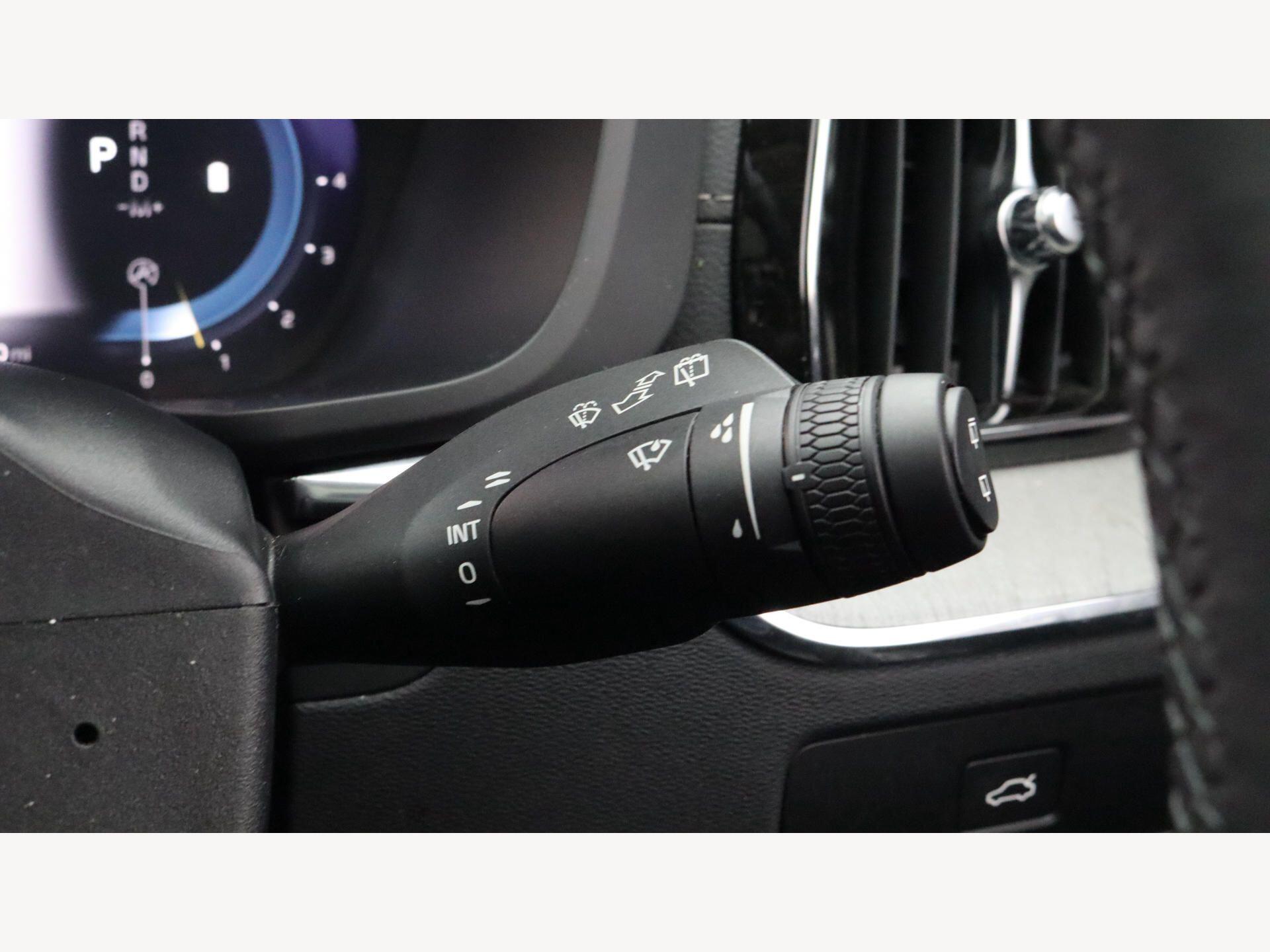 Volvo XC60 view 24