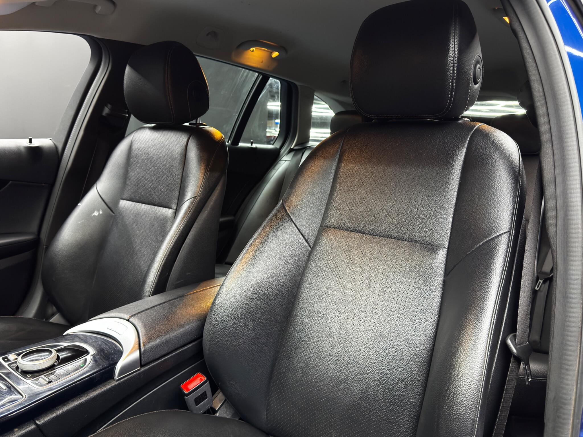 Mercedes-Benz C-Class view 14