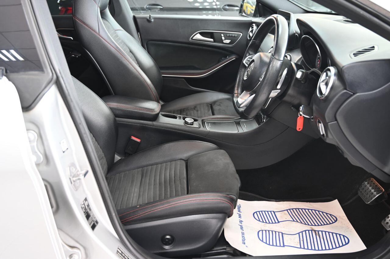 Mercedes-Benz Cla view 17