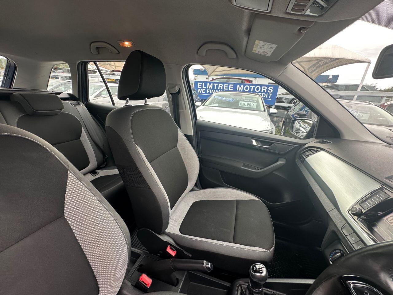 Skoda Fabia view 45