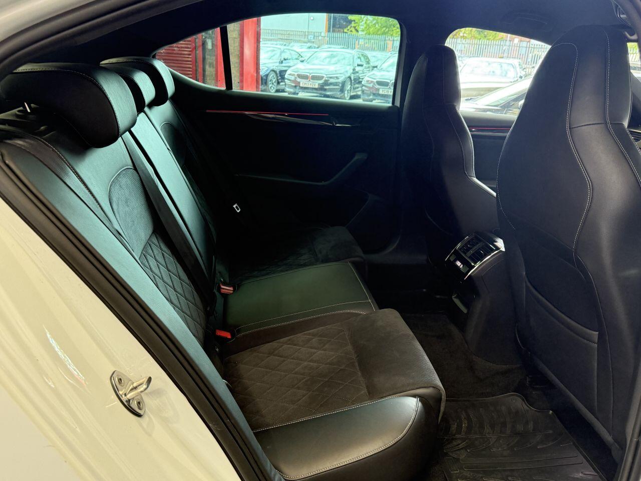 Skoda Superb view 61