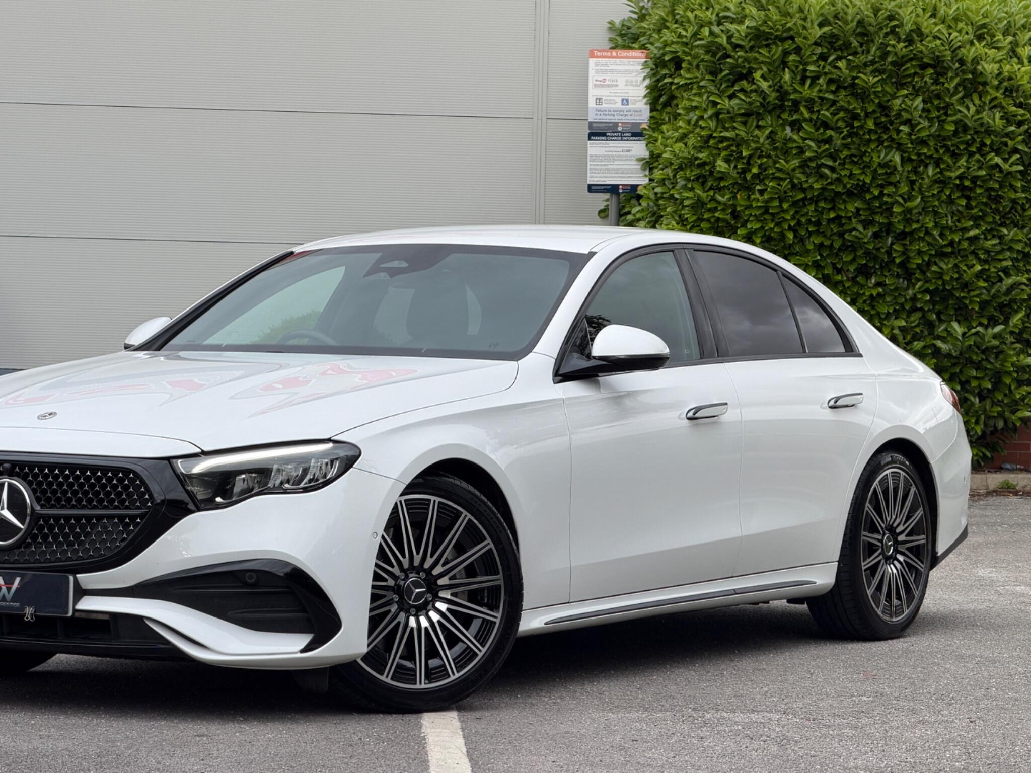 Mercedes-Benz E Class view 6