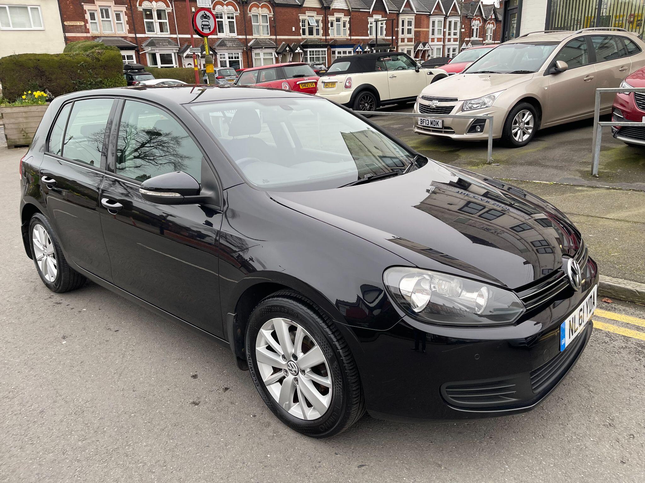 Volkswagen Golf view 8