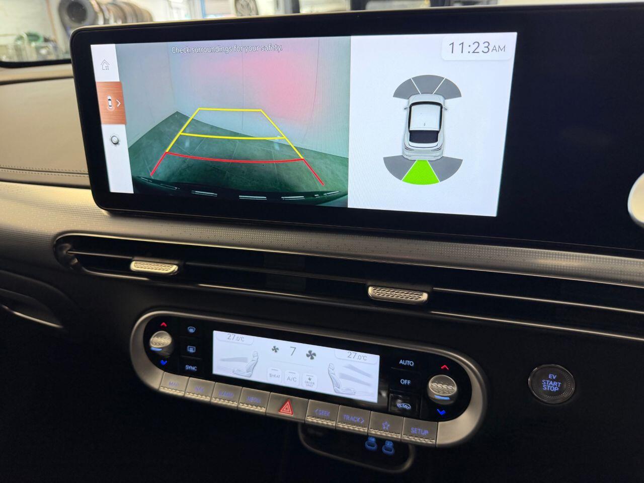 Genesis GV60 view 29