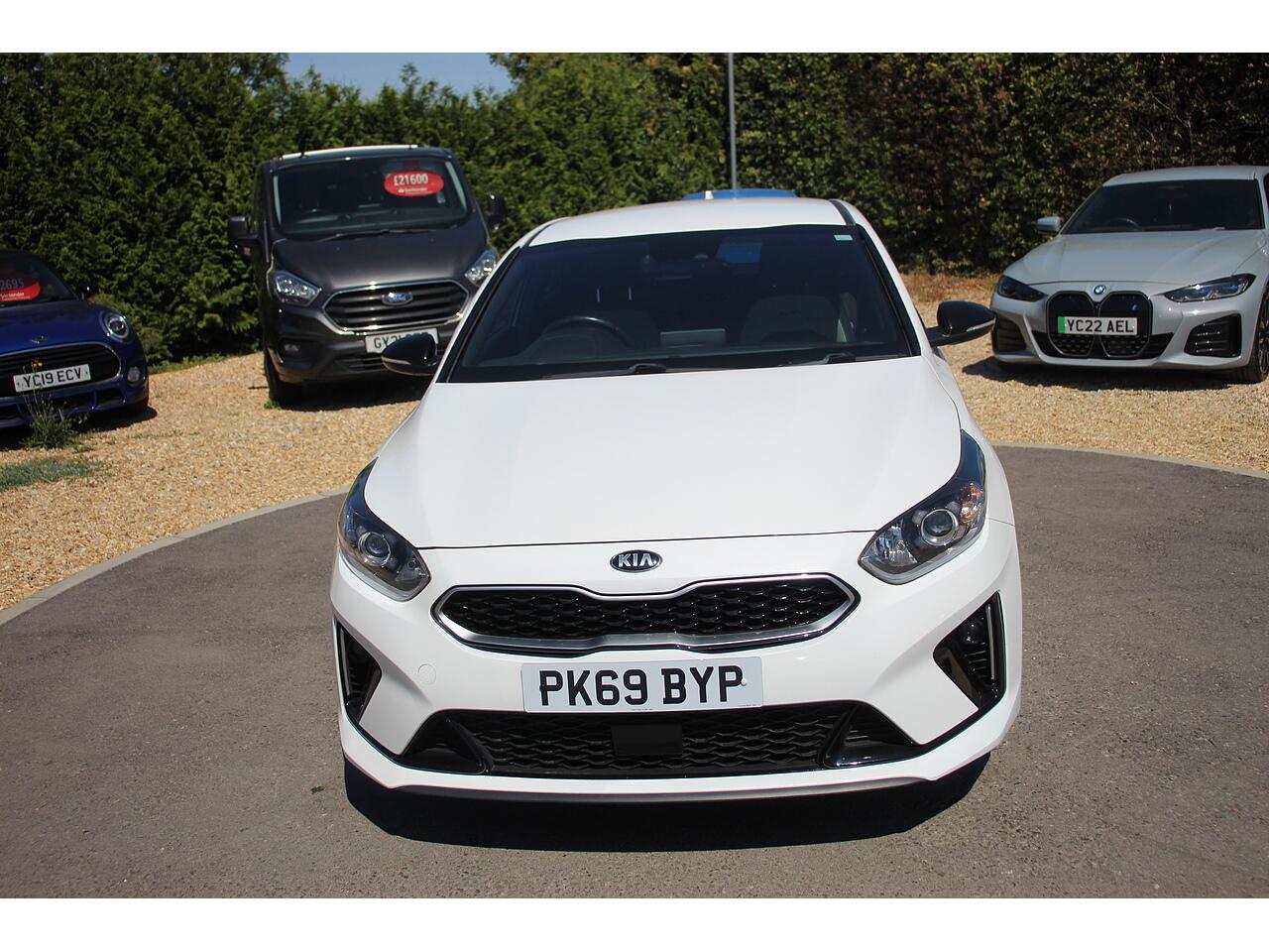 Kia Proceed view 3